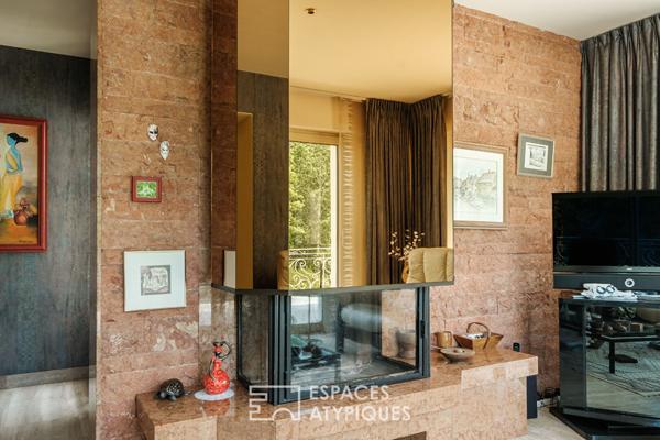 Propriété avec piscine, jacuzzi et étang, au sein d’un parc de 4,5 hectares