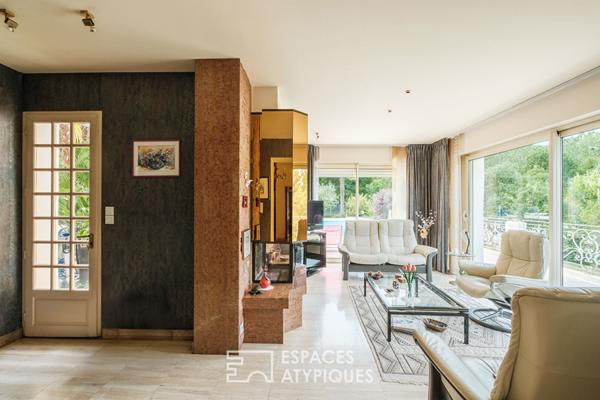 Propriété avec piscine, jacuzzi et étang, au sein d’un parc de 4,5 hectares