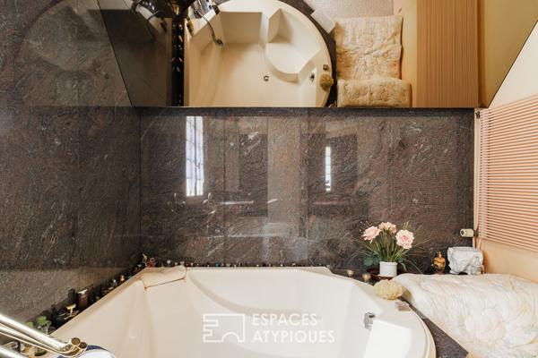 Propriété avec piscine, jacuzzi et étang, au sein d’un parc de 4,5 hectares