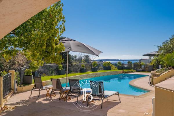 Cannes, Villa 7 Chambres -  450 m² à vendre