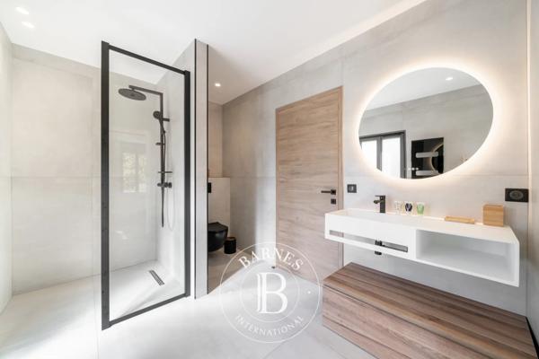 Cannes, Villa 7 Chambres -  450 m² à vendre