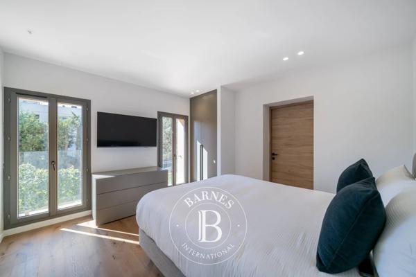 Cannes, Villa 7 Chambres -  450 m² à vendre