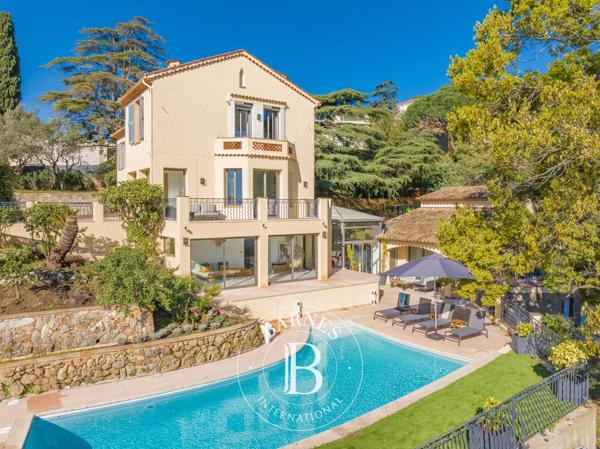 Cannes, Villa 7 Chambres -  450 m² à vendre
