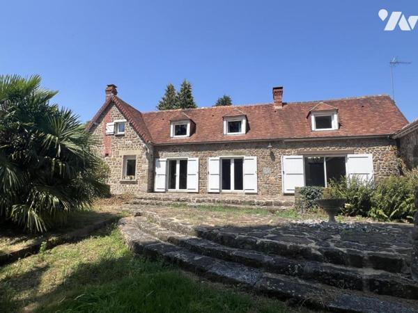 RANES (Normandie), à 15 min de la gare d'ARGENTAN, maison de charme au coeur de son parc arboré
