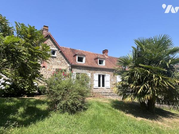 RANES (Normandie), à 15 min de la gare d'ARGENTAN, maison de charme au coeur de son parc arboré