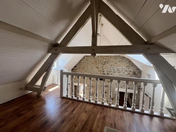 RANES (Normandie), à 15 min de la gare d'ARGENTAN, maison de charme au coeur de son parc arboré