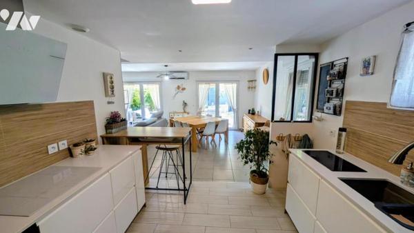 VILLA CONTEMPORAINE DE TYPE 4 EN R+1 (RESIDENCE SECURISEE) 