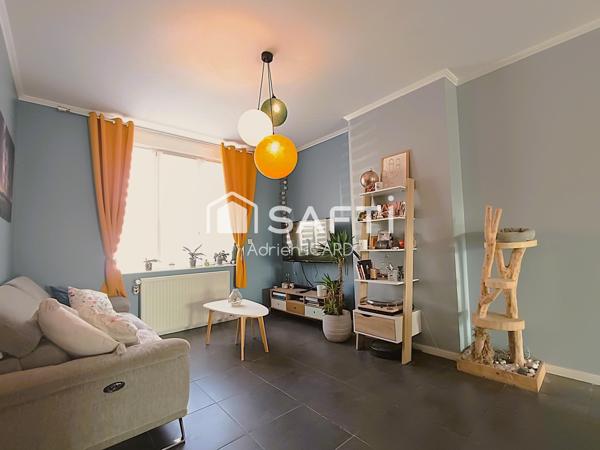 Un cocon lumineux en plein cœur de ville avec jardin.