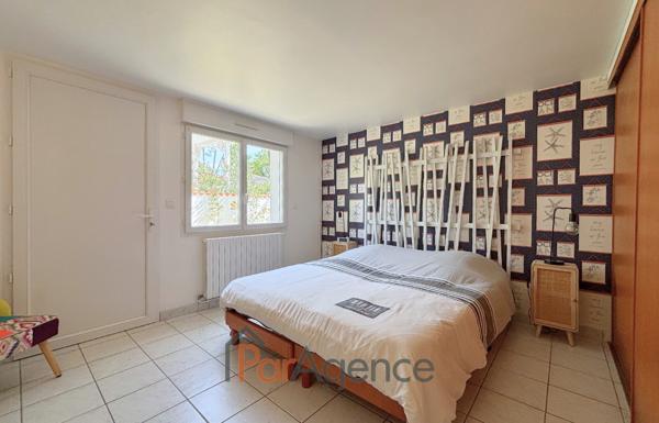 MAISON FAMILIALE 8 PIECES 220 M2 500 M PLAGE