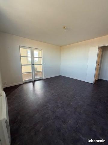 T3 non meublé de 74 m² avec vue dégagée