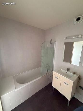 T3 non meublé de 74 m² avec vue dégagée