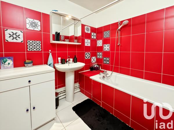 Apartment for sale 3 rooms 71 m² Les Ulis