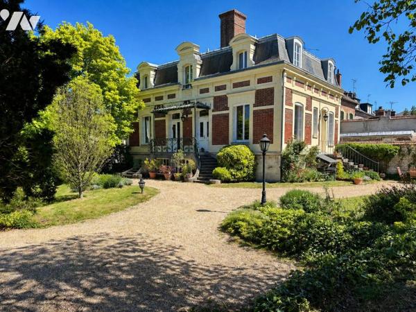 Maison pleine de charme – 200 m² – Proche gare et centre-ville de Vernon