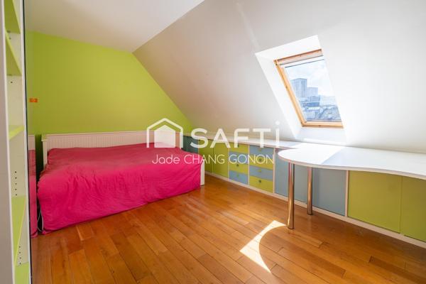 DERNIERS ÉTAGES – TERRASSE 38 M² – VUE PLEIN CIEL – TRÈS LUMINEUX – CALME ABSOLU