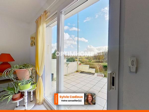 Maison familiale avec sous-sol complet et grand terrain à Sainte-Marie (35600)