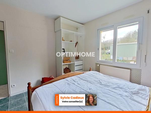 Maison familiale avec sous-sol complet et grand terrain à Sainte-Marie (35600)