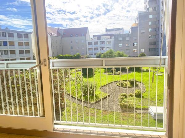 03200 VICHY APPARTEMENT 3 PIÈCES AVEC CAVE EN SUS UNE PLACE DE PARKING AU SOUS SOL -BORD D'ALLIER