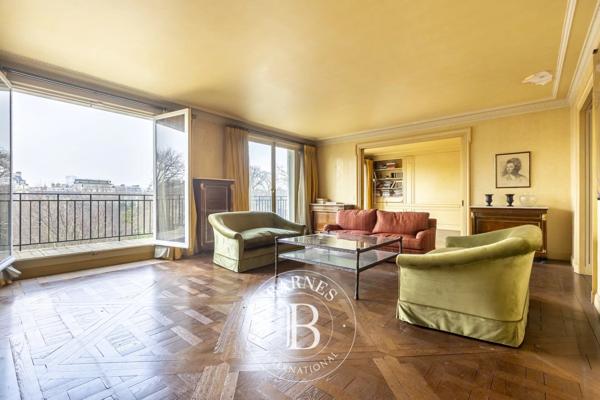 Paris 8ème, Appartement 3 Chambres -  252 m² à vendre