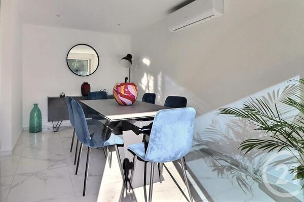 Appartement F4 à vendre  4 pièces - 83,10 m2 ST RAPHAEL - 83
