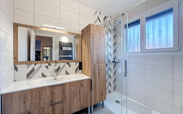 Maison à vendre    6 pièces • 139 m2 Saint-Pierre-d'Irube