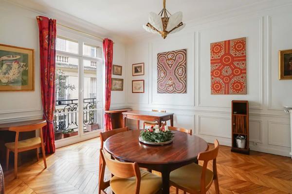 Appartement Paris 7e - PLACE DE BRETEUIL