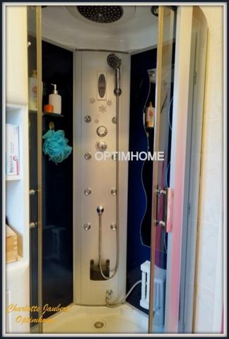 maison récente de plain pied