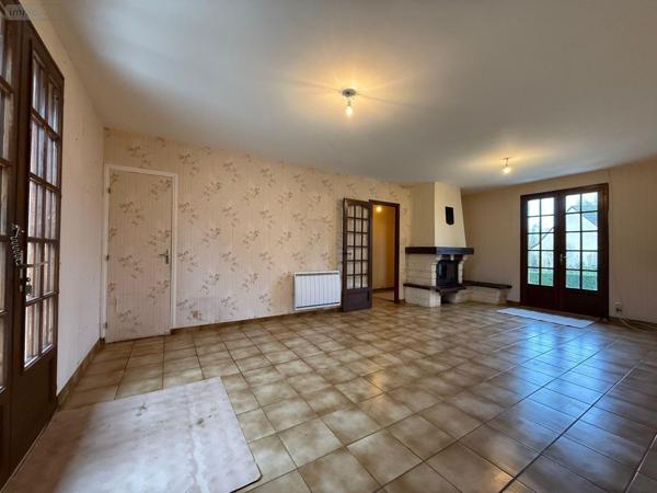 Pavillon à vendre à Conlie dans la Sarthe (72240), ref : SL-72021-493