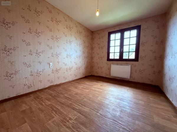 Pavillon à vendre à Conlie dans la Sarthe (72240), ref : SL-72021-493