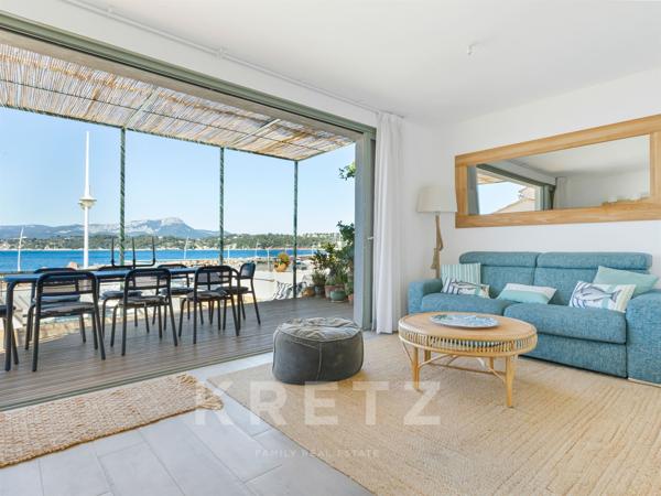 LE PRADET – LES OURSINIÈRES – MAISON FRONT DE MER RÉNOVÉE AVEC VUE PANORAMIQUE SUR LA RADE DE TOULON