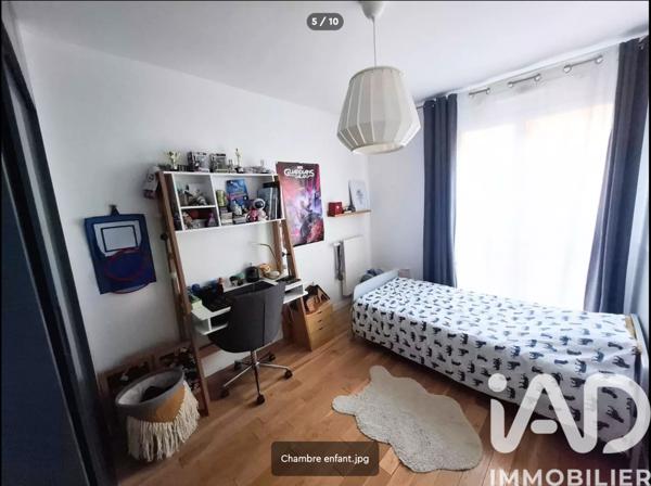 Appartement à vendre 4 pièces 91 m² Puteaux