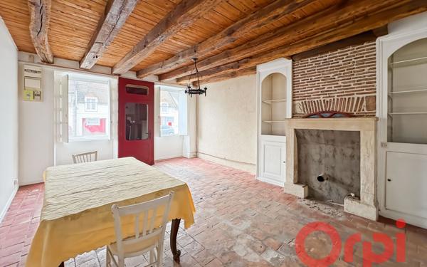 Maison à vendre    3 pièces •  Bruère-Allichamps