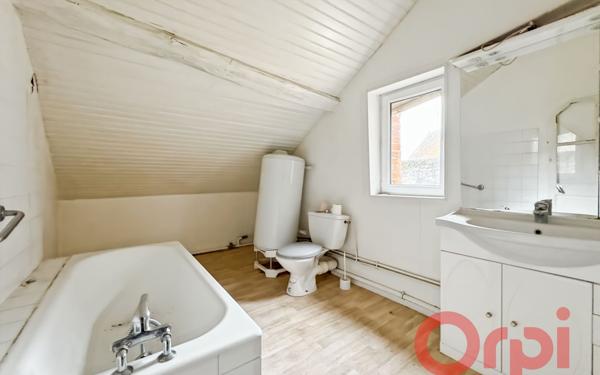 Maison à vendre    3 pièces •  Bruère-Allichamps