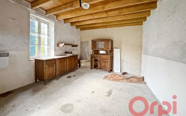 Maison à vendre    3 pièces •  Bruère-Allichamps