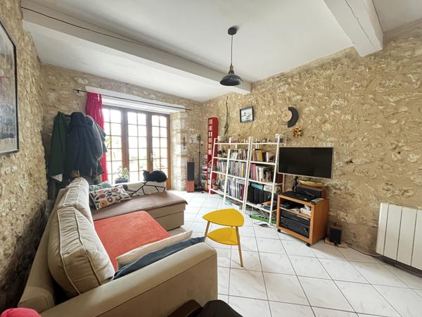 Sarrant (32120) Maison de village 107 m² - 3 chambres avec jardin au cœur de Sarrant