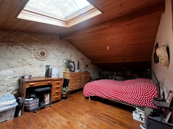 Sarrant (32120) Maison de village 107 m² - 3 chambres avec jardin au cœur de Sarrant