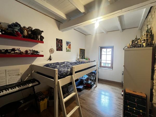 Sarrant (32120) Maison de village 107 m² - 3 chambres avec jardin au cœur de Sarrant