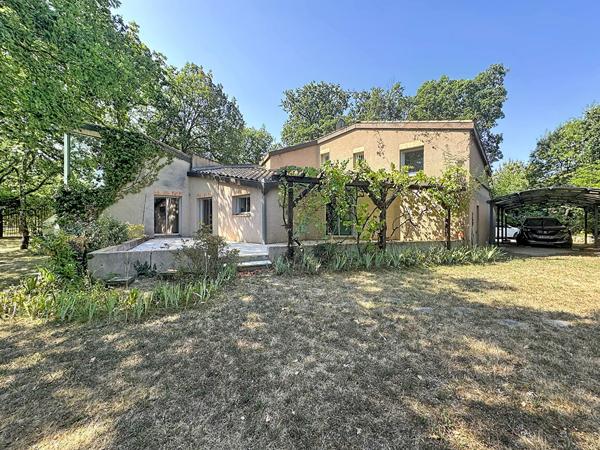 Maison 8 pièces 174 m2