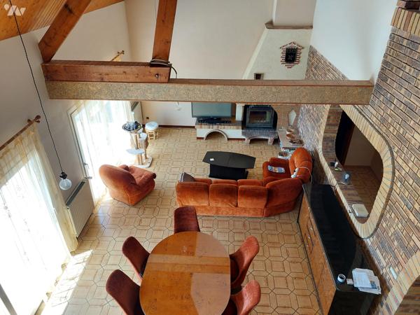 A 7min de GOURNAY EN BRAY, maison familiale de 177m² avec plain-pied de vie offrant une jolie vue.