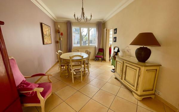Maison à vendre    5 pièces •  Saint-Maur-des-Fossés