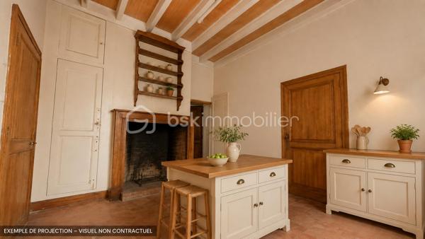 Située au cœur du bourg de Caudecoste, à proximité des commodités, de l’école et d’un arrêt de bus, cette maison ancienne datant des années 1870 offre une surface habitable de 70,42 m².

Construite en briques et galets de Garonne, elle possède le charme et l’authenticité des bâtisses anciennes de notre région.

Configurée en T4, elle comprend trois chambres. Elle bénéficie également de deux atouts particulièrement recherchés dans le centre de Caudecoste : un garage attenant de 19 m² et un patio de 15 m² permettant de profiter d’un agréable espace extérieur.

Cette maison nécessite d’importants travaux de rénovation et offre la possibilité de repenser entièrement son intérieur selon ses besoins et ses envies.

La toiture a été contrôlée et remaniée en juin 2026. L’un de ses versants a été refait.

Ce bien pourra notamment intéresser les amateurs de maisons anciennes, les artisans, les investisseurs ou les primo-accédants disposant d’un budget consacré aux travaux.

Une maison de bourg authentique, avec garage et patio, qui révélera tout son potentiel après rénovation.

Bien annoncé non soumis au DPE, 

Pour obtenir davantage d’informations et organiser une visite, contactez-moi.