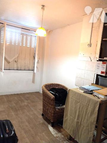 ARCUEIL A VENDRE LOCAL COMMERCIAL LOUE ET UN APPARTEMENT 