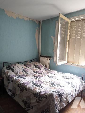 ARCUEIL A VENDRE LOCAL COMMERCIAL LOUE ET UN APPARTEMENT 