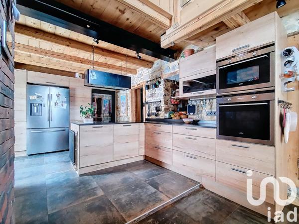 Maison à vendre 7 pièces 200 m² Saint-André-de-Boëge