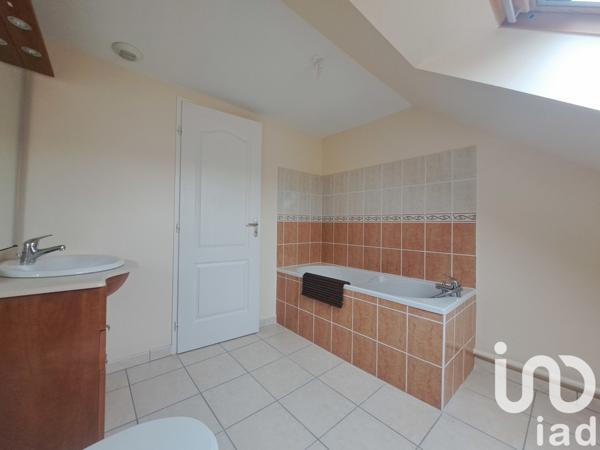 Appartement à vendre 3 pièces 68 m² Saint-Just-en-Chaussée