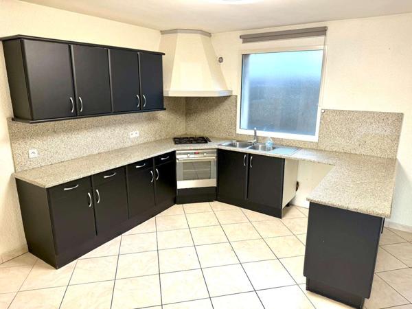 Maison de village T4 135m² + 132m² de garage à Rivesaltes