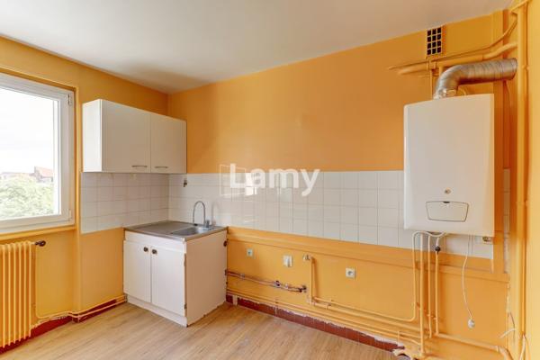 Aubiere centre, appartement t4 avec garage et chauffage ind