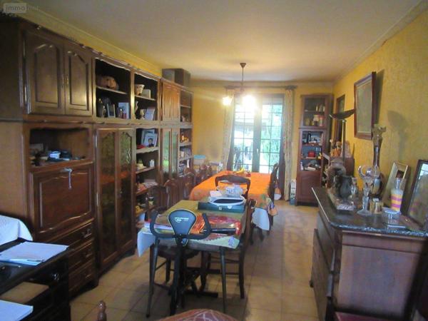 Maison à vendre à Saint-Julien-les-Villas dans l'Aube (10800), ref : 10377/914