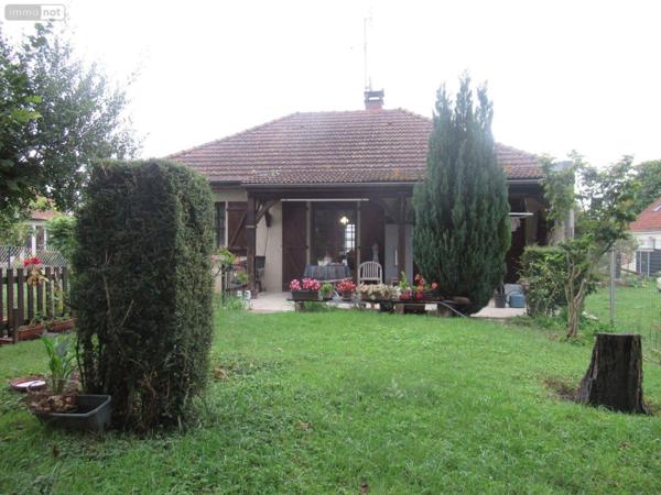 Maison à vendre à Saint-Julien-les-Villas dans l'Aube (10800), ref : 10377/914