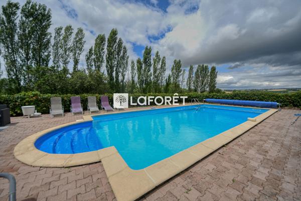 Achat maison près de RABASTENS - 6 pièce(s) - 213 m² - 335 000 €