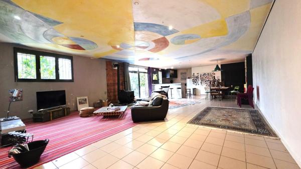 MAISON 401M² DE PLAIN PIED STYLE LOFT ATELIER JARDIN